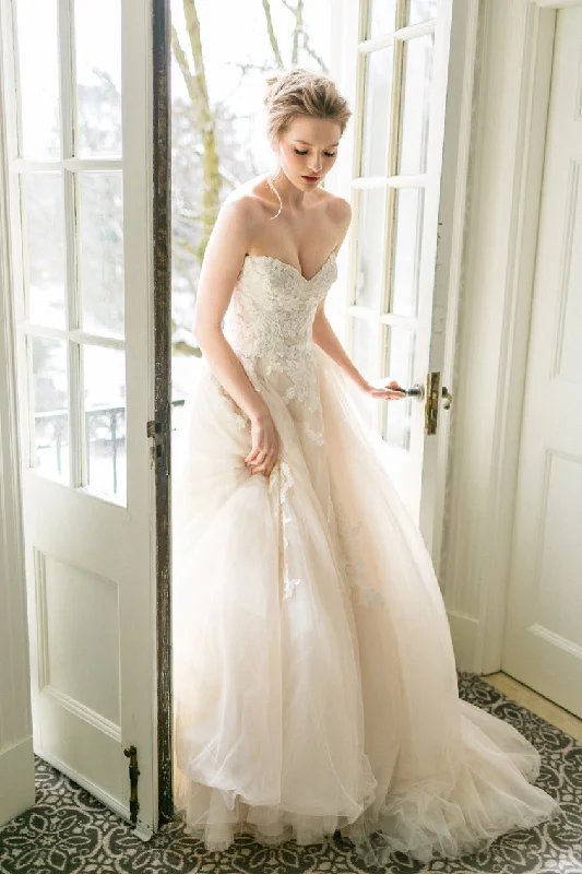 Upgrade for Less!Appliques Sweetheart A-line Princess Wedding Gown with Corset Back