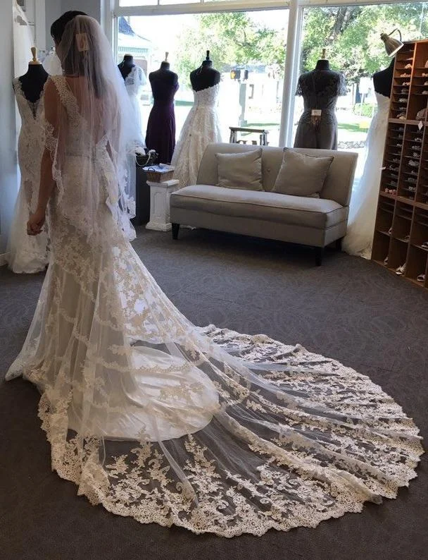 Best Offers of the Month!Allure Bridals 9304