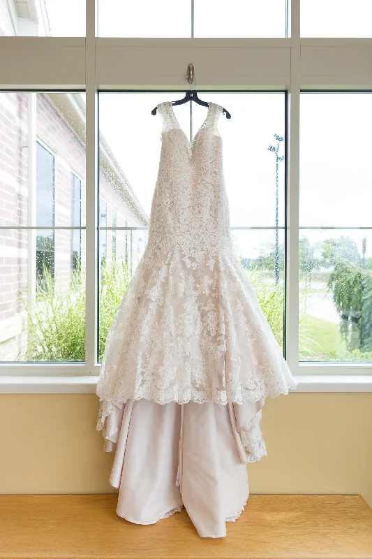 Shop Early, Save Big!Allure Bridals 9311