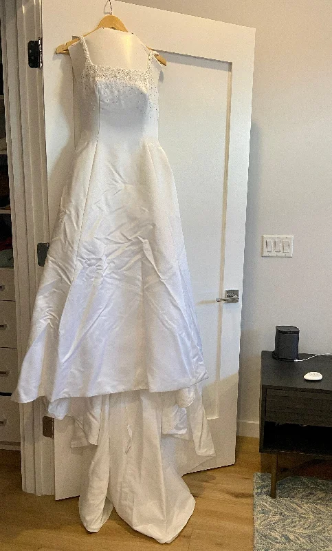 Get Ready to Save!Allure Bridals Vintage Sleeveless Scoop Neck A-Line