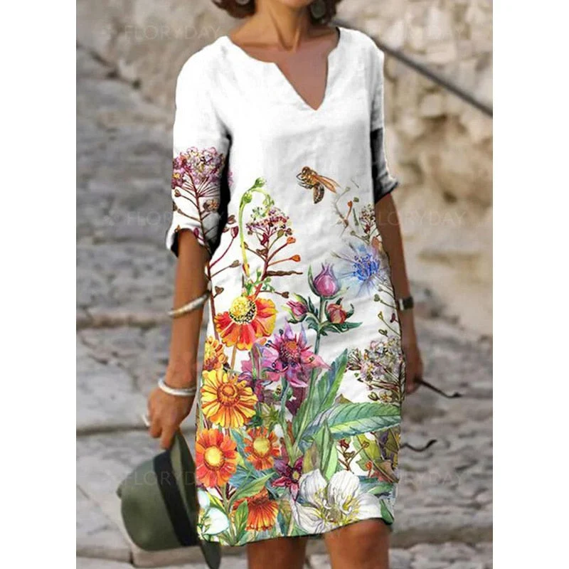Shop More, Spend Less!Amy Fashion - Vintage Printed V-neck Knee Length Straight Dresses